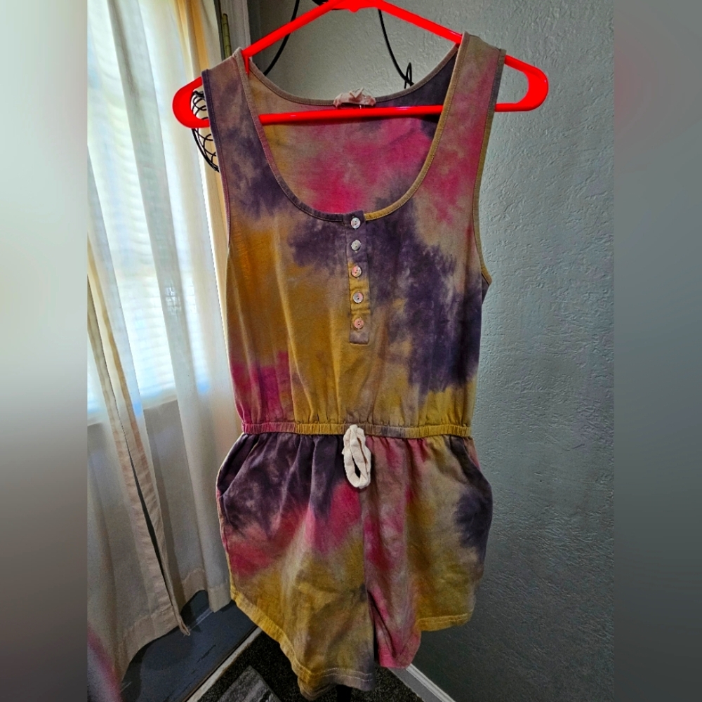 Entro Purple and Pink Jumpsuit SIZE M